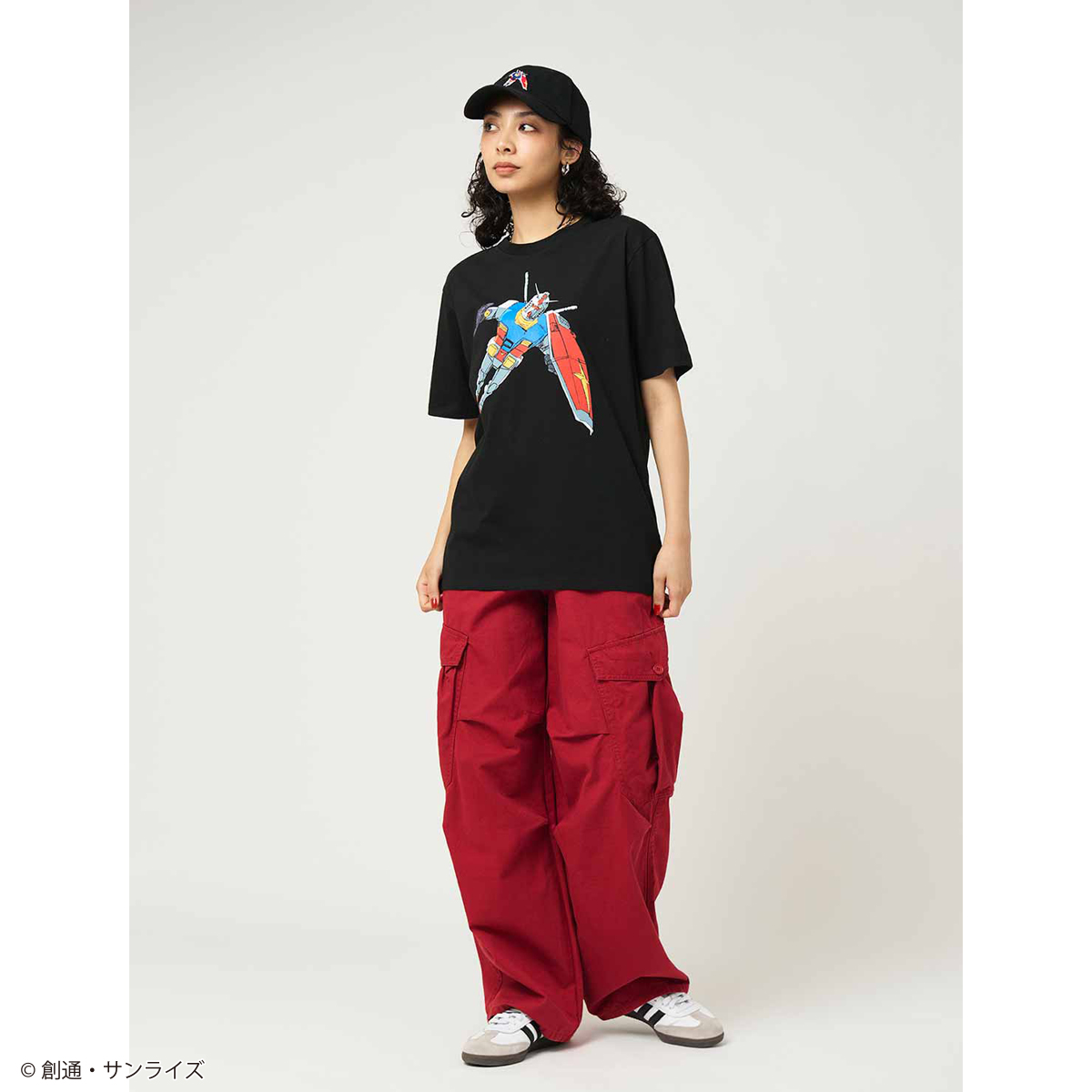 STRICT-G graniph『機動戦士ガンダム』半袖Tシャツ RX-78-2 GUNDAM(翔べ！ガンダムTシャツ)