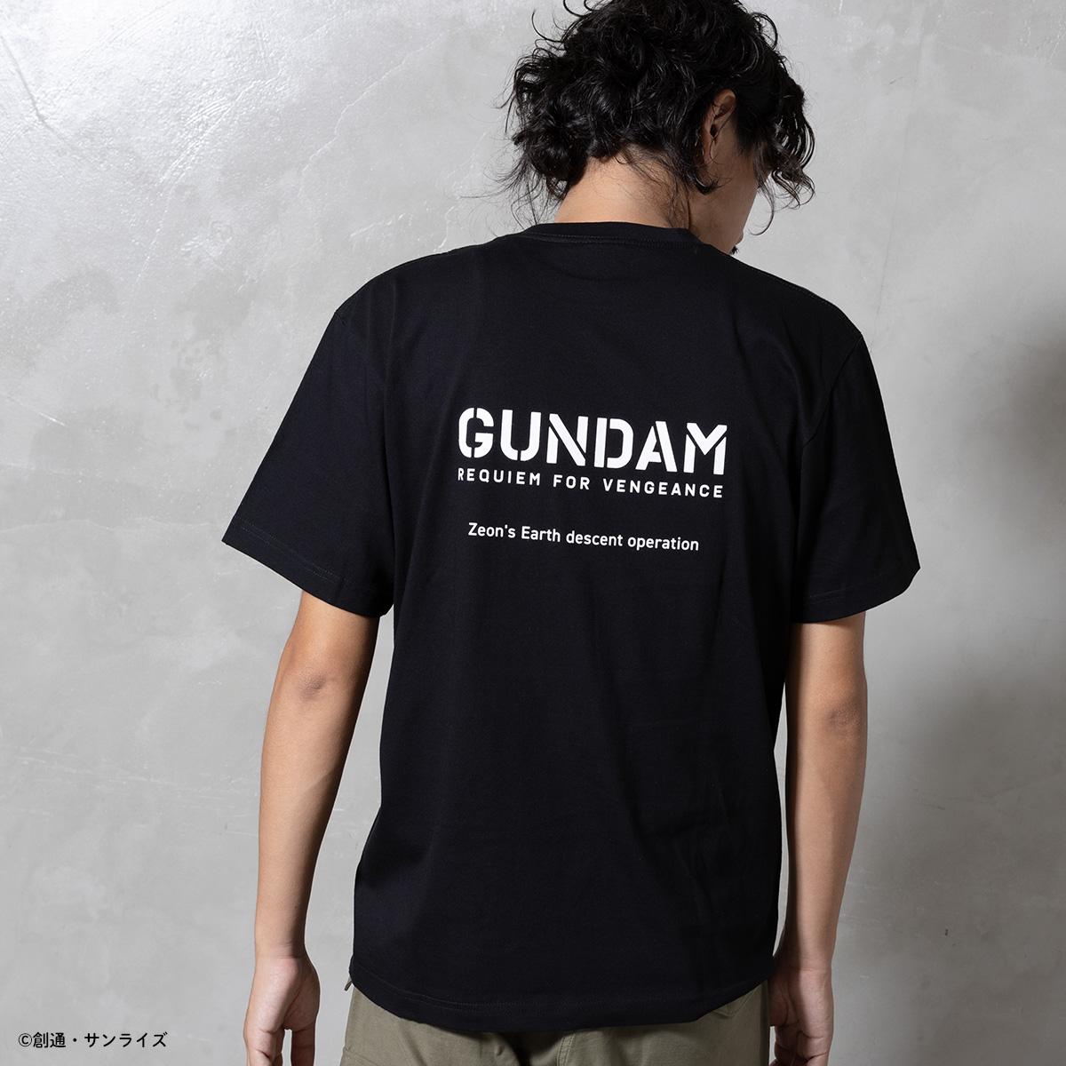 STRICT-G『機動戦士ガンダム 復讐のレクイエム』Tシャツ ジオン軍攻撃空母柄