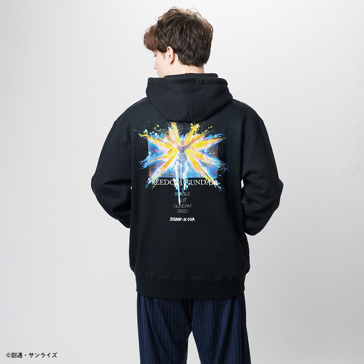 STRICT-G glamb『機動戦士ガンダムSEED』プルパーカー フリーダムガンダム(Freedom Gundam Hoodie)